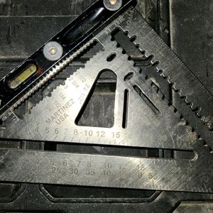 Martinez speed square